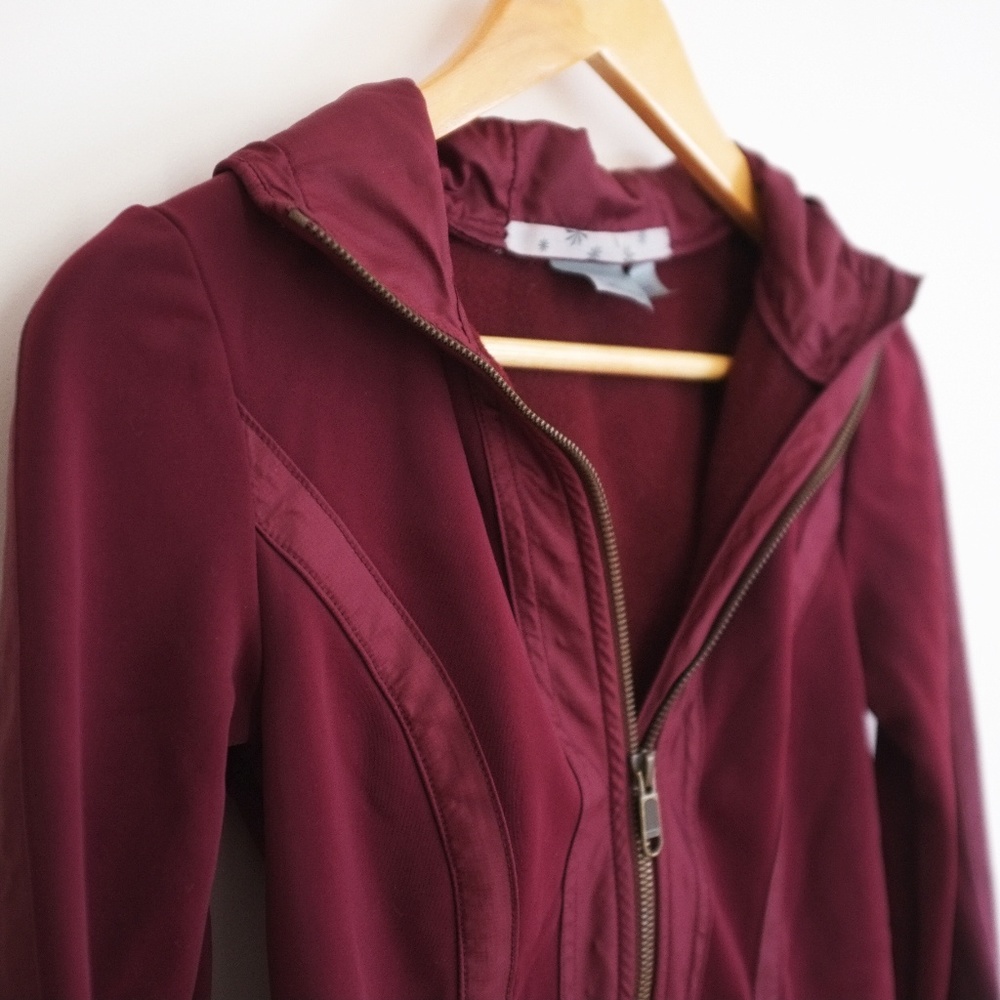 ATHLETA hooded running jacket